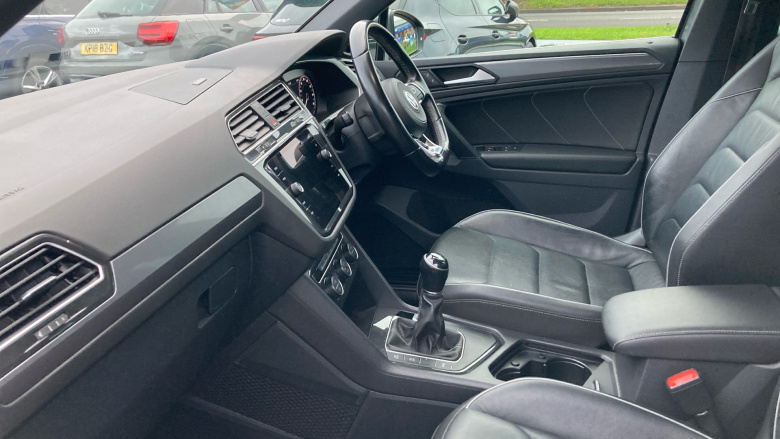 Volkswagen Tiguan 2.0 TDi 150 R-Line 5dr Diesel Estate